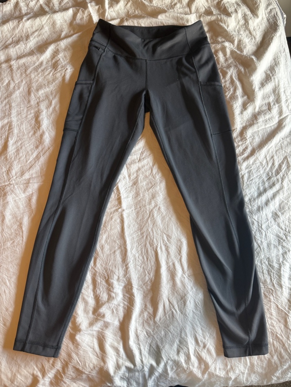 Patagonia Charcoal High-Rise Leggings with Side Pockets